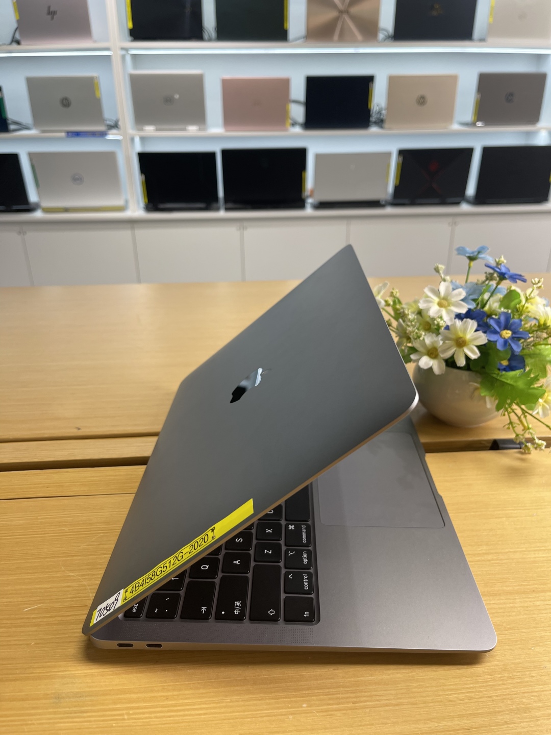 Apple MacBook Air 2020 13-Inch Laptop Core i5 8GB RAM 512GB SSD – Lightweight Retina Display Ultrafast Performance