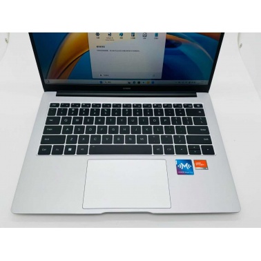 HONOR MagicBook 14 – AMD Ryzen 5 7640HS, 16GB RAM, 512GB SSD Laptop