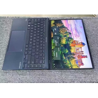 ASUS ZenBook UX540 14 – i7, 16GB RAM, 512GB SSD, MX550, OLED (2022)