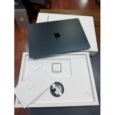 Apple MacBook Air 15 2025 – M4 Chip, 16GB RAM, 512GB SSD, Liquid Retina Display, macOS Laptop