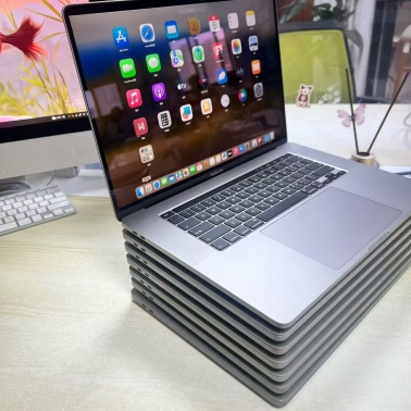 MacBook Pro 16-inch 2019 – Core i7 2.6GHz, 16GB RAM, 512GB SSD (Excellent Condition)