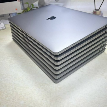 MacBook Pro 16-inch 2019 – Core i7 2.6GHz, 16GB RAM, 512GB SSD (Excellent Condition)